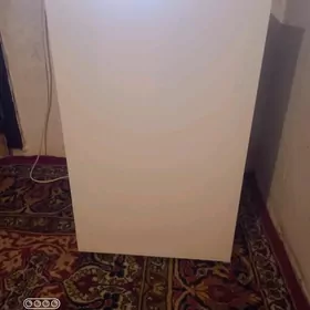 INDEZIT MINI HALADILNIK