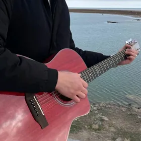 AKUSTİKA BRİLİNE GİTARA