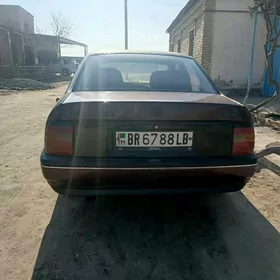 Opel Vectra 1990