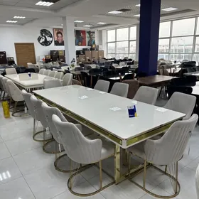 КУХОННЫЙ СТОЛ И СТУЛЬЯ