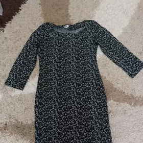 Платья не дорого.