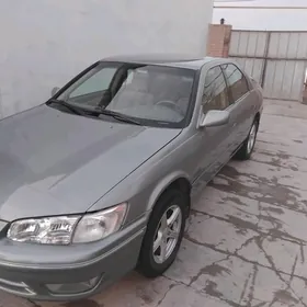 Toyota Camry 2001