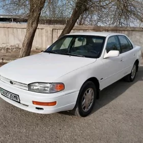 Toyota Camry 1993