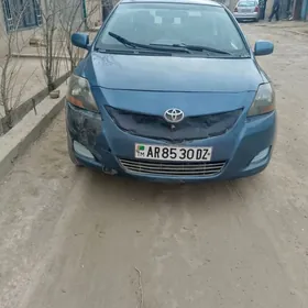 Toyota Yaris 2008