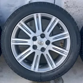 Limtet diska teker 225 50 17