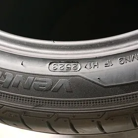 235 45 18 Hankook 23Ý