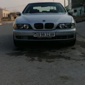 BMW E39 1999