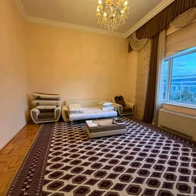 Подвойского 3 ком 2 эт элитка