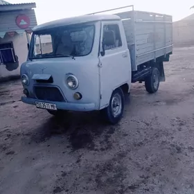 UAZ 2206 1984