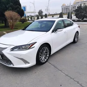 Lexus ES 350 2021