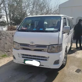 Toyota Hiace 2007