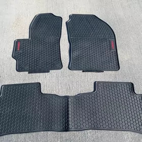 kovrik corolla 2020-2025