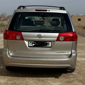 Toyota Sienna 2008