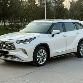 Toyota Highlander 2020