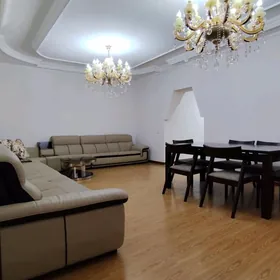 Аренда . Дом.