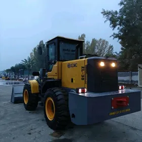 XCMG LW300F 2025