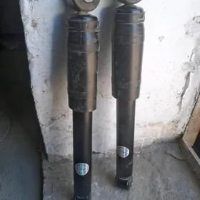 amartizator astra j izi