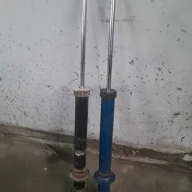 amartizator wektra b izi