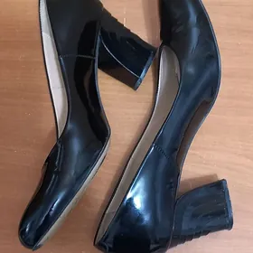 кожаные туфли