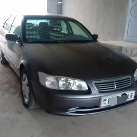 Toyota Camry 1997