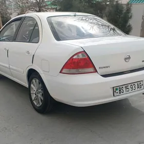 Nissan Sunny 2011