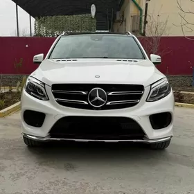 Mercedes-Benz ML400 2015