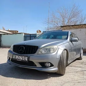 Mercedes-Benz C300 2009