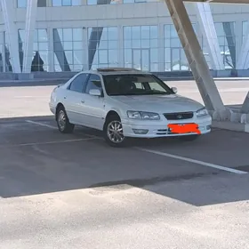 Toyota Camry 1998