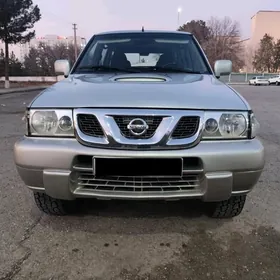 Nissan Terrano 2004