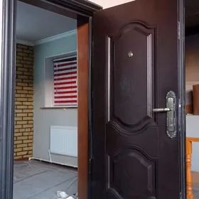 двери межкомнатные и входная