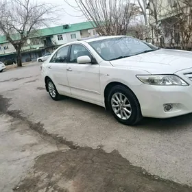Toyota Camry 2011