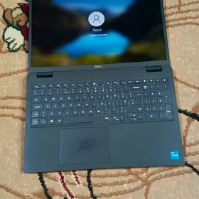 Dell Latitude 3520