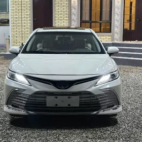 Toyota Camry 2023