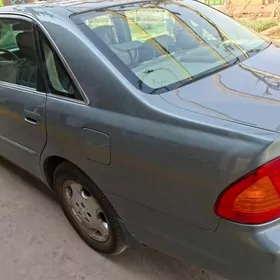Toyota Avalon 2000