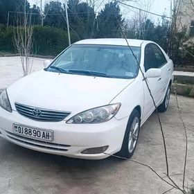 Toyota Camry 2005