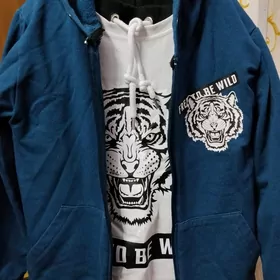 костюм спортивный на 9-10 лет