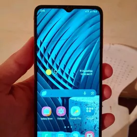 Samsung a12. 4/64. color red