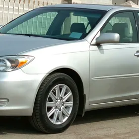 Toyota Camry 2004