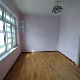 Мир4 Аркачка 4/2 этаж 3 ком