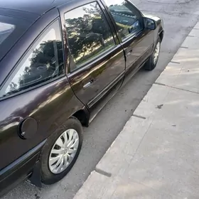 Opel Vectra 1990