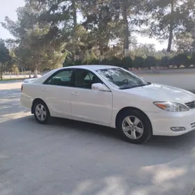 Toyota Camry 2003