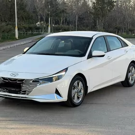 Hyundai Elantra 2023