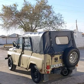 UAZ 469 1989