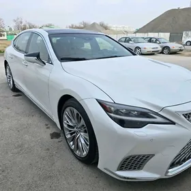 Lexus LS 500 2022