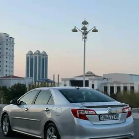 Toyota Camry 2014