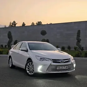 Toyota Camry 2016