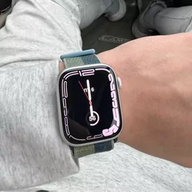 Apple Watch 7Titan