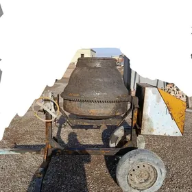 Beton misalka mesalka