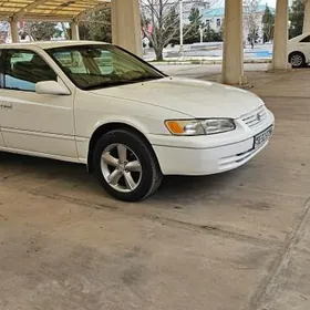 Toyota Camry 1997