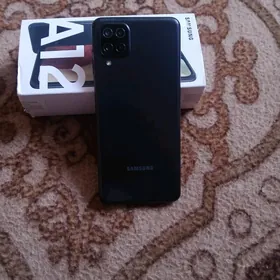 Samsung galaksi A12